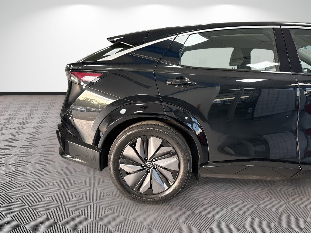 Used 2023 Nissan Ariya FWD image 15
