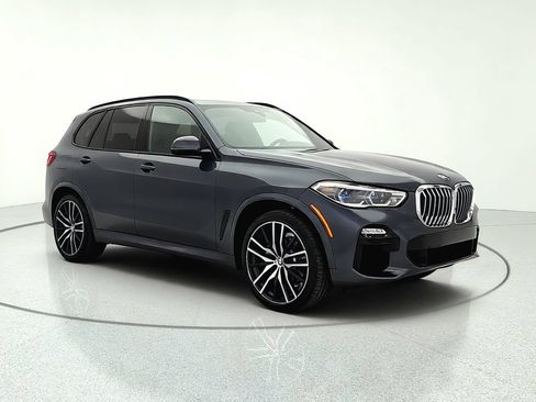 Used 2019 BMW X5 xDrive40i w/ M Sport Package AWD/4WD image 9