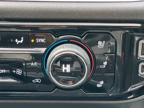 Used 2024 Chevrolet Silverado 3500 High Country w/ High Country Premium Package image 28