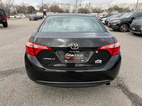 Used 2017 Toyota Corolla SE image 9