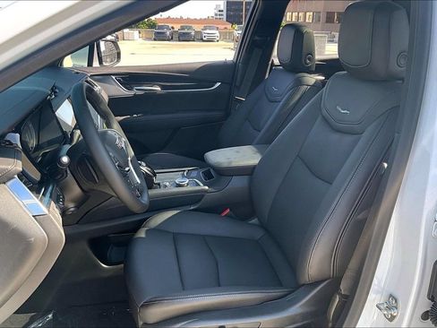 New 2026 Cadillac XT5 Premium Luxury w/ LPO, ONYX Package AWD/4WD image 9