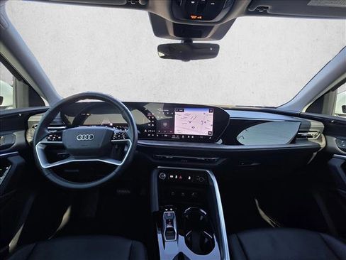 Certified 2025 Audi Q5 Premium w/ Convenience Package image 19