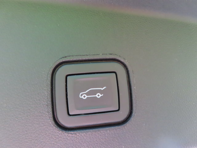 Certified 2024 Cadillac Lyriq Sport AWD/4WD image 38