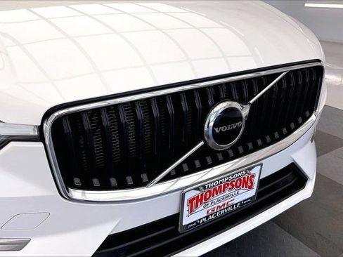 Used 2022 Volvo XC60 B5 Momentum AWD/4WD image 30