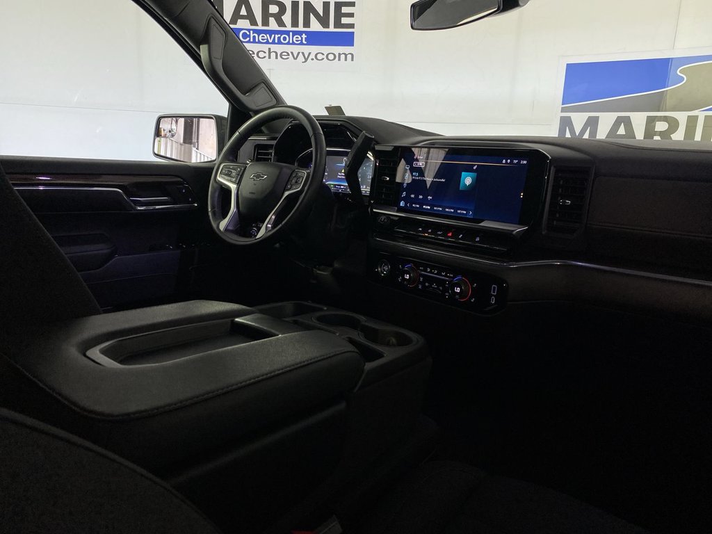 Used 2023 Chevrolet Silverado 1500 RST w/ Z71 Off-Road Package AWD/4WD image 26