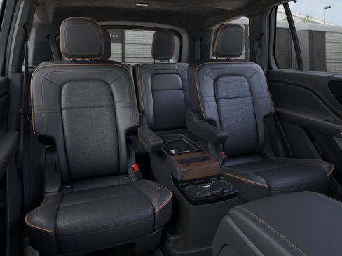New 2026 Lincoln Aviator Black Label image 11