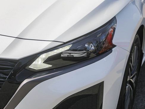 New 2026 Nissan Altima 2.5 SV FWD image 4