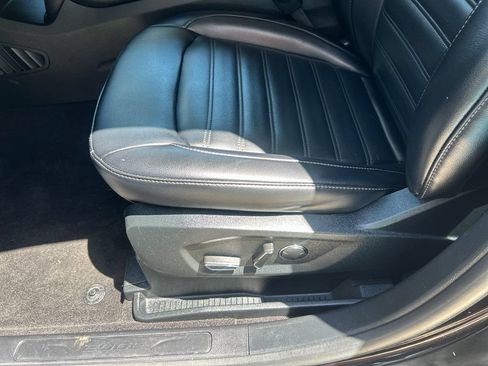 Used 2019 Ford Edge SEL w/ Equipment Group 201A AWD/4WD image 29
