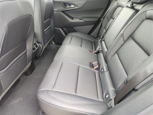 New 2026 Chevrolet Equinox LT w/ Convenience Package II image 20