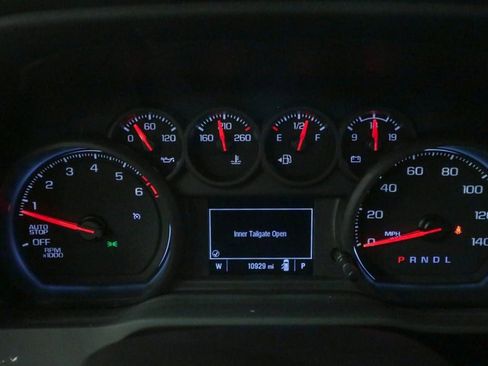 Used 2022 Chevrolet Silverado 1500 Custom image 18