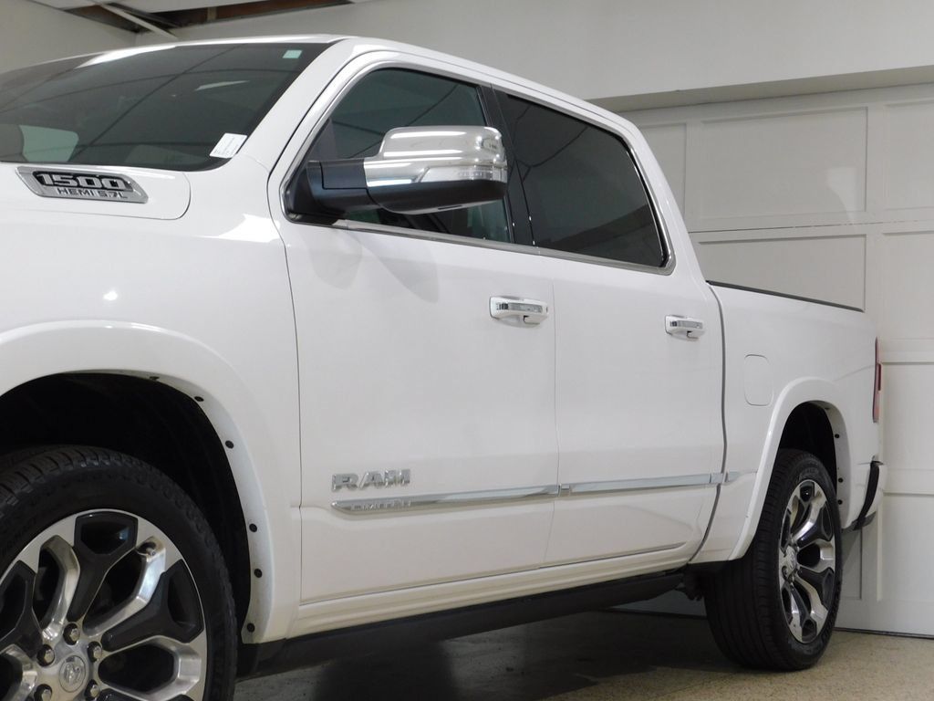 Used 2022 RAM 1500 Limited w/ Body-Colour Bumper Group AWD/4WD image 14
