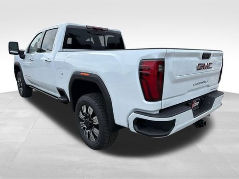 New 2026 GMC Sierra 2500 Denali w/ Denali Reserve Package AWD/4WD image 5