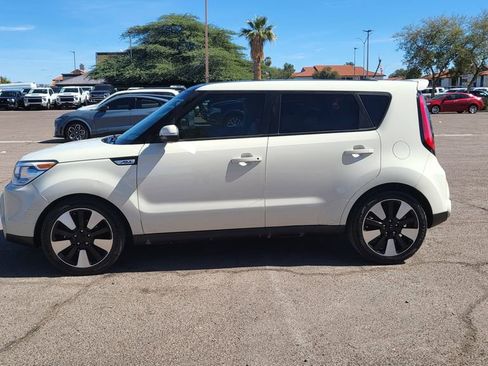 Used 2015 Kia Soul ! w/ Sun & Sound Package image 5