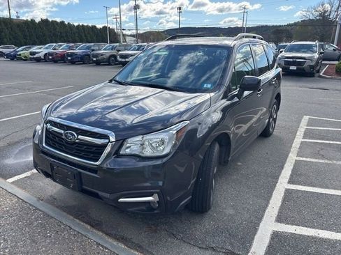 Used 2017 Subaru Forester 2.5i Premium AWD/4WD image 1