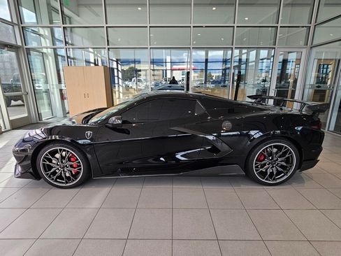 Used 2025 Chevrolet Corvette Stingray Preferred Conv w/ Z51 Performance Package image 7