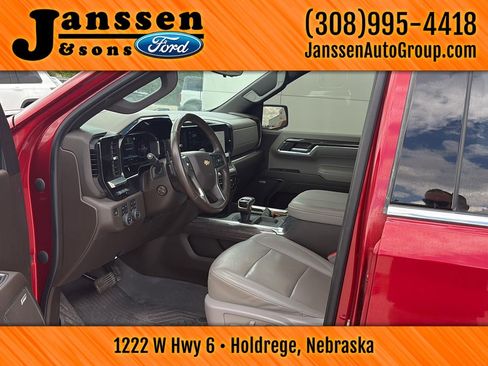 Used 2023 Chevrolet Silverado 1500 LTZ w/ Technology Package AWD/4WD image 13