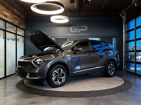 Used 2023 Kia Sportage LX AWD/4WD image 22