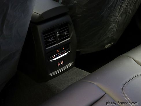 New 2026 BMW 330i xDrive Sedan image 14