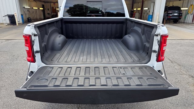 Used 2025 RAM 1500 Laramie AWD/4WD image 22