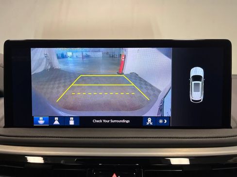 Certified 2025 Acura MDX SH-AWD w/ Technology Package image 8
