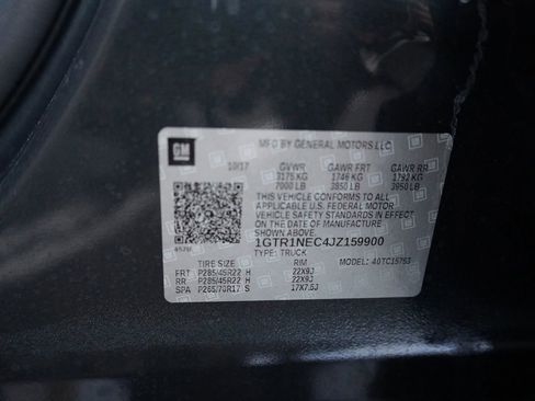 Used 2018 GMC Sierra 1500 SLT w/ SLT Preferred Package image 10