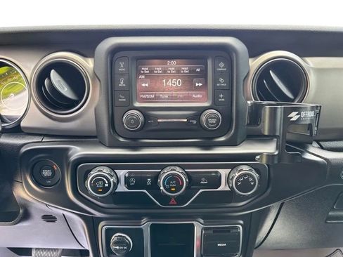 Used 2021 Jeep Gladiator Sport AWD/4WD image 15