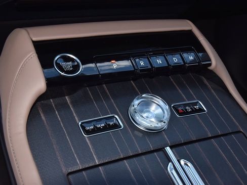 New 2025 Lincoln Navigator L Black Label image 35