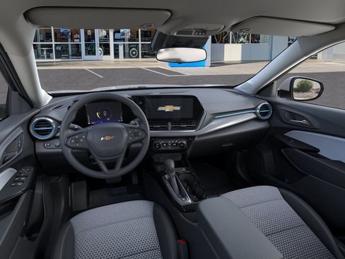 New 2026 Chevrolet Trax LT w/ LPO, Blackout Package image 15