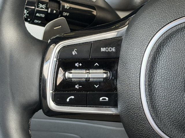 Used 2023 Kia Sorento SX AWD/4WD image 15