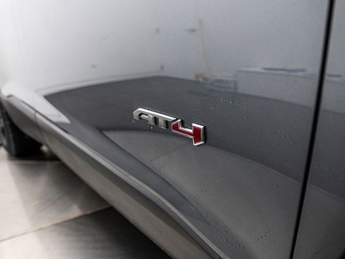 Used 2021 GMC Acadia AT4 w/ Technology Package AWD/4WD image 8