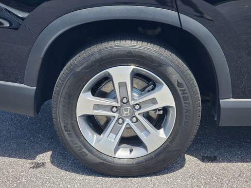 Certified 2025 Honda Pilot EX-L image 11