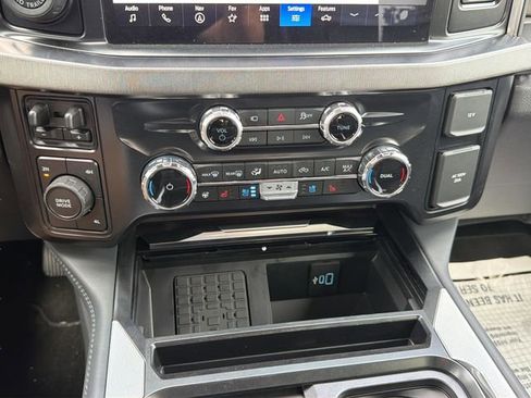 Used 2026 Ford F450 Platinum w/ FX4 Off-Road Package image 28