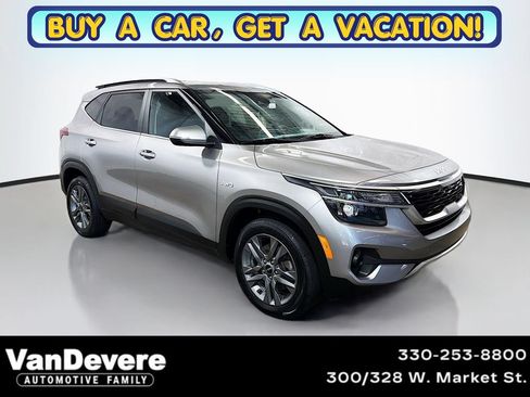 Used 2022 Kia Seltos S AWD/4WD image 1