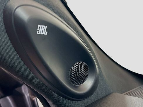 New 2026 Toyota Highlander Platinum image 17