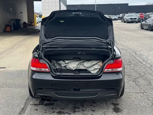 Used 2011 BMW 135i Convertible image 28