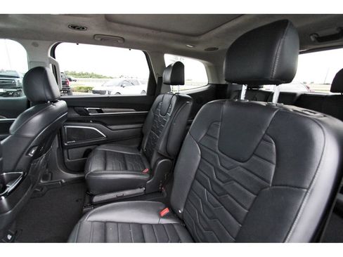 Used 2021 Kia Telluride SX w/ SX Prestige Package AWD/4WD image 30