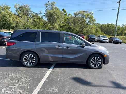 Used 2024 Honda Odyssey EX-L image 7