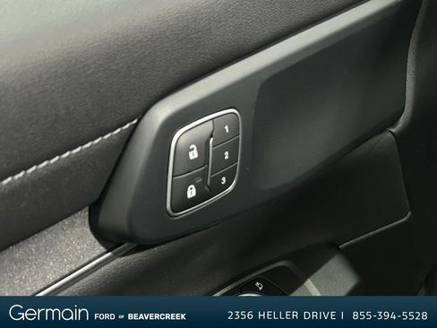 Used 2025 Ford Ranger Lariat w/ FX4 Off-Road Package image 18