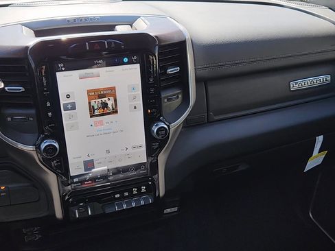 Used 2024 RAM 2500 Laramie image 20