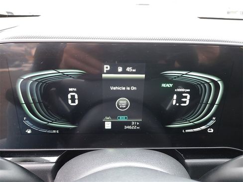 Certified 2023 Kia Niro EX image 20