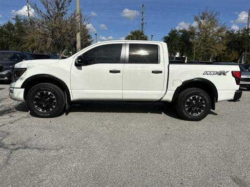 Used 2021 Nissan Titan PRO-4X w/ Pro-4x Convenience Package image 3