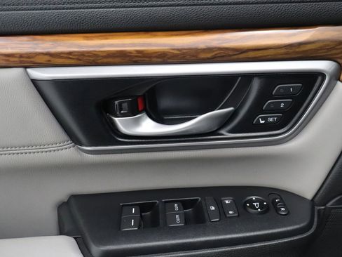 Used 2018 Honda CR-V EX-L image 12