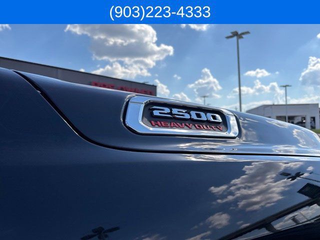 Used 2025 RAM 2500 Limited AWD/4WD image 17
