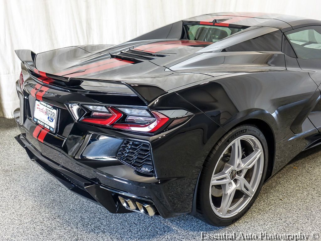 Used 2021 Chevrolet Corvette Stingray Premium Conv w/ Z51 Performance Package RWD image 7