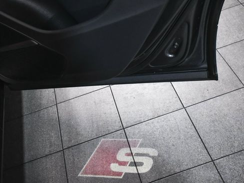 Used 2022 Audi SQ8 Premium Plus w/ Executive Package image 22