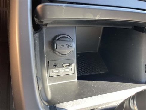 Used 2016 Hyundai Elantra SE image 21