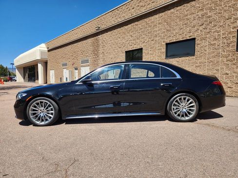 Certified 2023 Mercedes-Benz S 580 4MATIC Sedan image 4