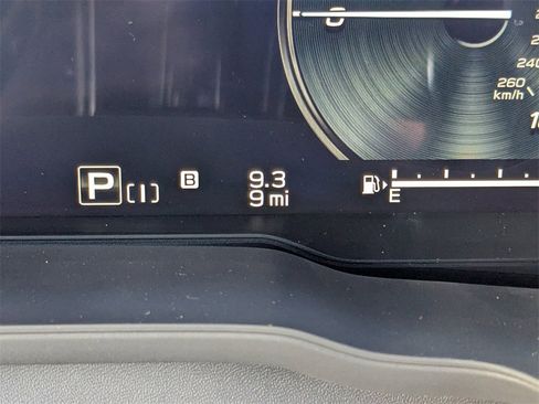 New 2025 Subaru Forester Limited w/ Protection Package (1PH) image 32