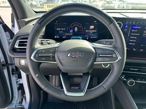 New 2026 Chevrolet Traverse Z71 w/ Enhanced Driving Package AWD/4WD image 6