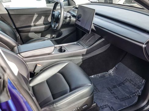 Used 2021 Tesla Model Y 2WD image 14